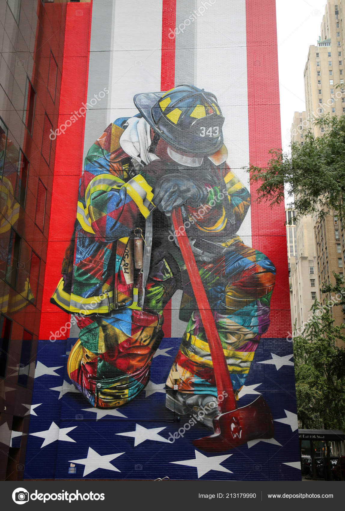 New York Septembre 2018 Hommage Aux Pompiers Tombés Combat Septembre —  Photo éditoriale par ©zhukovsky - #213179990, image size:1148x1700