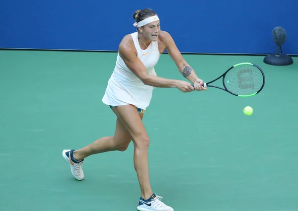 New York Eylül 2018 Profesyonel Tenis Oyuncusu Aryna Sabalenka Beyaz — Stok fotoğraf