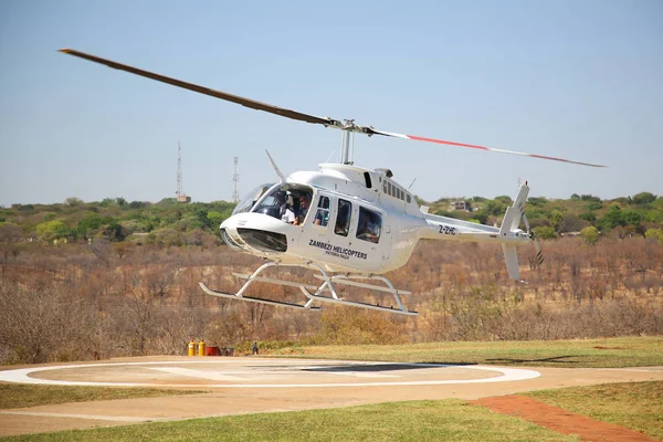 Victoria Falls Zimbabwe October 2018 Zambezi Helicopter Company Bell 206 — Stock Photo, Image