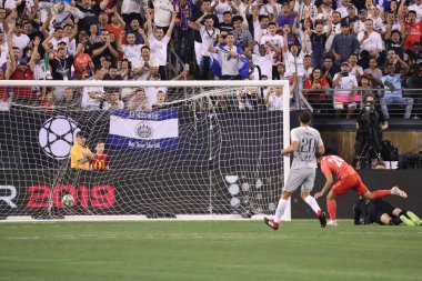 East Rutherford, Nj - 7 Ağustos 2018: Marco Asensio Real Madrid #20 puanları hedef 2018 Uluslararası Şampiyonlar Kupası sırasında Roma Metlife Stadyumu'nda karşı maç. Real Madrid 2-1 kazandı