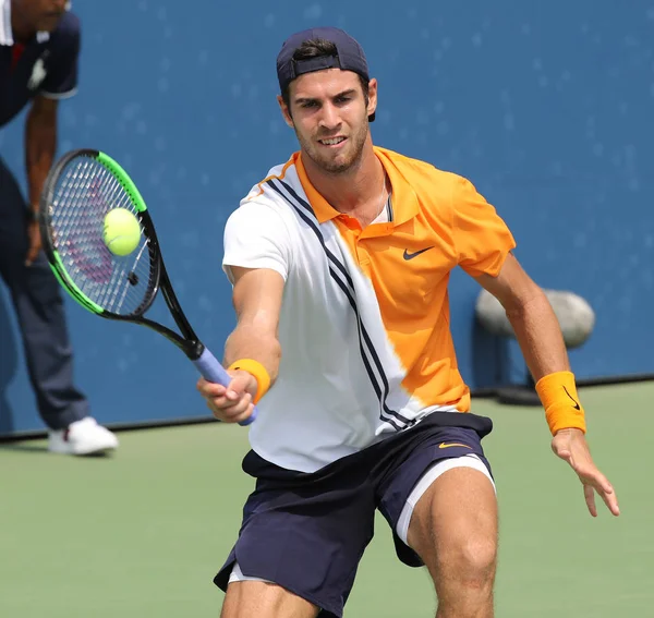 New York Ağustos 2018 Profesyonel Tenis Oyuncusu Karen Khachanov Rusya — Stok fotoğraf