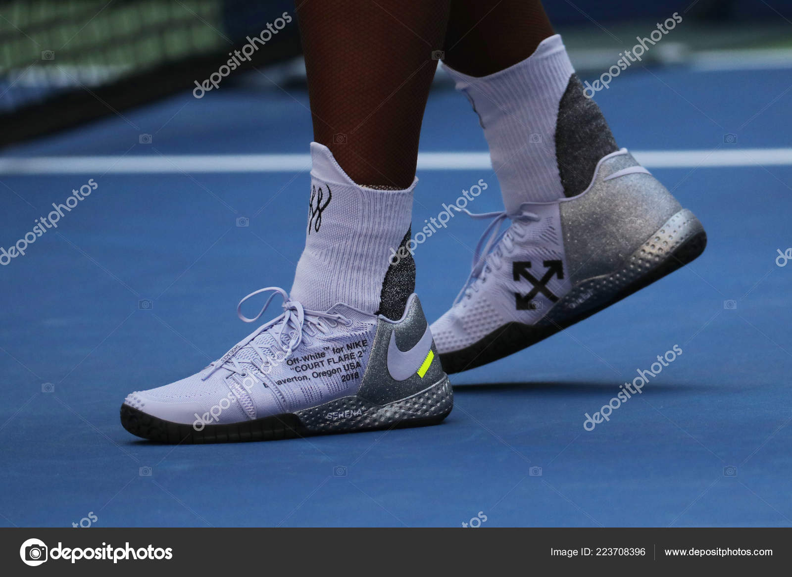 serena williams tennis shoes