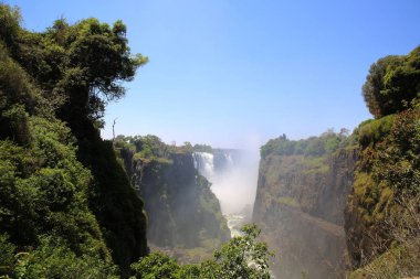Victoria Falls, Zimbabwe yan görünümden zemin