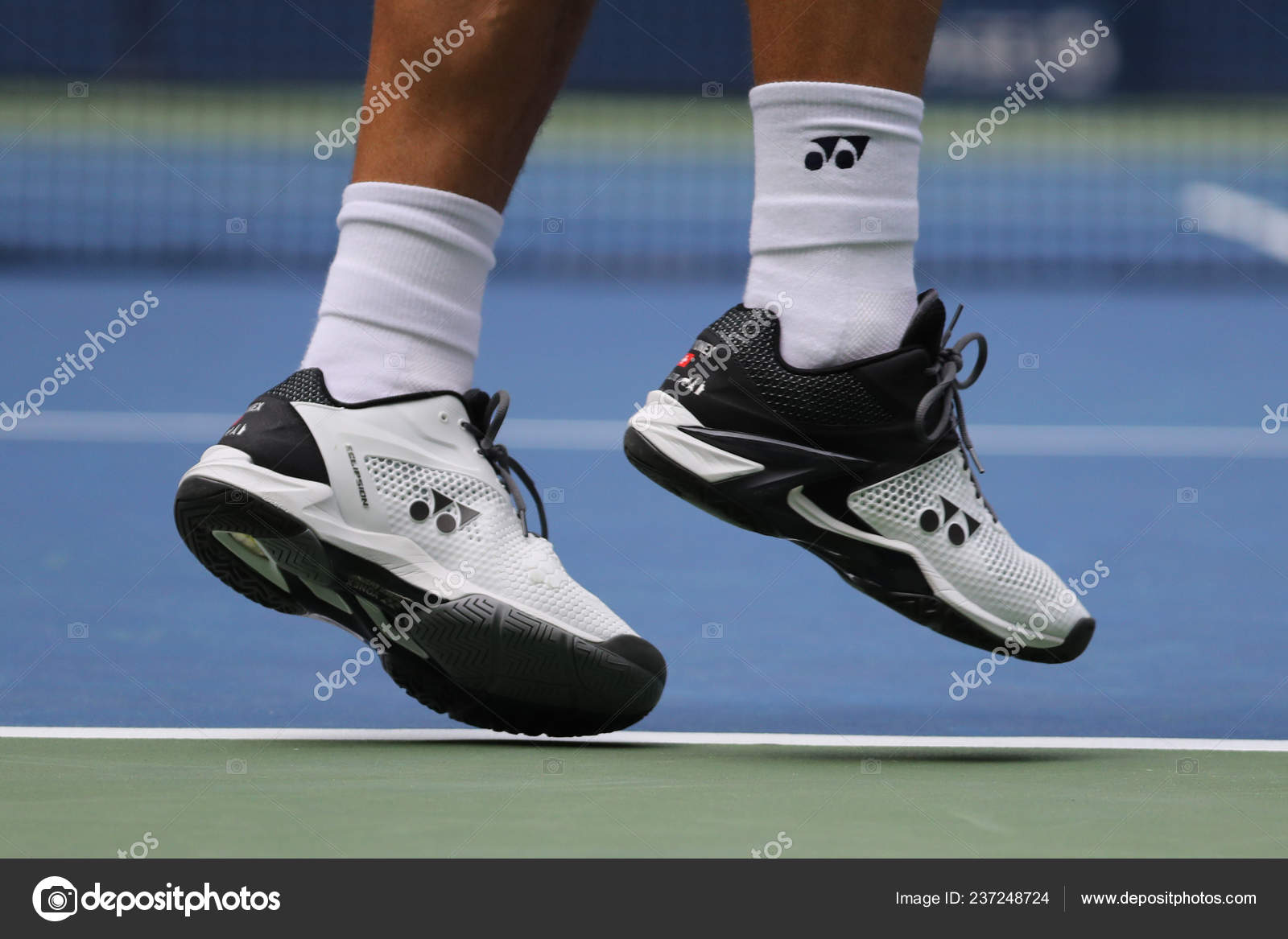 wawrinka tennis shoes