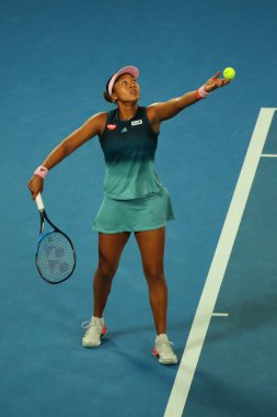 MELBOURNE, AUSTRALYA - 24 Ocak 2019: Grand Slam şampiyonu Japon Naomi Osaka, Melbourne Park 'taki 2019 Avustralya Açık' ta oynanan yarı final karşılaşmasında 