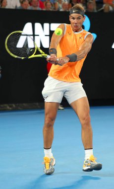 Melbourne, Avustralya - 24 Ocak 2019: 2019 Avustralya Açık Melbourne Park on yedi kez Grand Slam şampiyonu İspanya Rafael Nadal eylem sırasında onun yarı final maç 