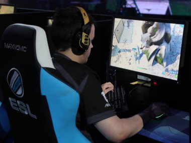 Melbourne, Avustralya - 27 Ocak 2019: Fortnite yaz Smash Avustralya Açık 2019 içinde Melbourne sırasında yüzlerce Fortnite oyuncular rekabet. Epic Games tarafından geliştirilen ve 2017 yılında yayımlanan bir online video oyunu Fortnite olduğunu