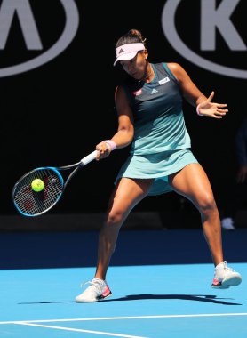 MELBOURNE, AUSTRALYA - 24 Ocak 2019: Grand Slam şampiyonu Japon Naomi Osaka, Melbourne Park 'taki 2019 Avustralya Açık' ta oynanan yarı final karşılaşmasında