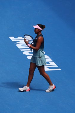 MELBOURNE, AUSTRALYA - 24 Ocak 2019: Grand Slam şampiyonu Japon Naomi Osaka, Melbourne Park 'taki 2019 Avustralya Açık' ta oynanan yarı final karşılaşmasında