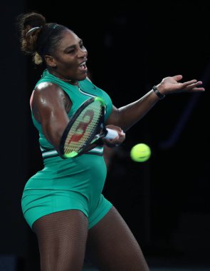 Melbourne, Avustralya - 21 Ocak 2019: 23 kez Grand Slam şampiyonu Serena Williams onun turda 2019 Avustralya Açık Melbourne Park 16 maçın başında Amerika Birleşik Devletleri