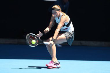 Melbourne, Avustralya - 24 Ocak 2019: Grand Slam şampiyonu Petra Kvitova Çek Cumhuriyeti 2019 Avustralya Açık Melbourne Park onun yarı final maç sırasında eylem