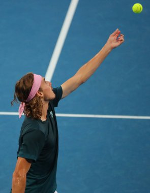 Melbourne, Avustralya - 24 Ocak 2019: Profesyonel tenis oyuncusu Stefanos Tsitsipas Yunanistan Avustralya Açık 2019 Melbourne Park onun yarı final maç sırasında eylem