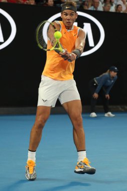 Melbourne, Avustralya - 24 Ocak 2019: 2019 Avustralya Açık Melbourne Park on yedi kez Grand Slam şampiyonu İspanya Rafael Nadal eylem sırasında onun yarı final maç