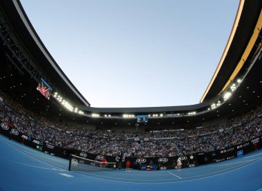 Melbourne, Avustralya - 24 Ocak 2019: Rod Laver arena 2019 sırasında aynı Melbourne Park Avustralyalı Tenis Merkezi Avustralya açık. 1988'den beri Avustralya Açık Ana mekanı oldu 