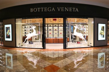 New York - 15 Kasım 2018: Bottega Veneta Manhattan New York City'nin Brookfield yerde saklayın. Bottega Veneta olduğunu bir İtalyan lüks mal ve yüksek moda markası 