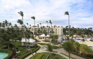 PUNTA CANA, DOMINICAN Cumhuriyet - 31 Aralık 2018: Punta Cana, Dominik Cumhuriyeti 'ndeki Iberostar Grand Hotel Bavaro tatil beldesi 