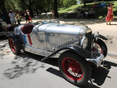 Melbourne, Avustralya - 26 Ocak 2019: Ekranda 2019 Royal Automobile Club, Victoria Avustralya gün miras araç vitrin Kings etki alanı Gardens, Melbourne, Amilcar 1926 spor eski model araba