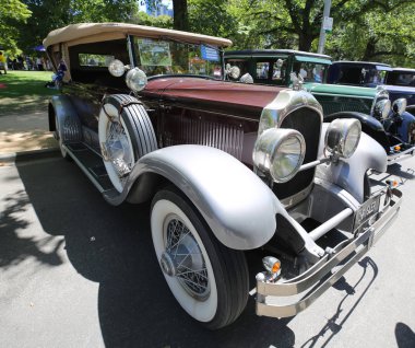 Melbourne, Avustralya - Ocak 26, 2019:1927 Chrysler Imperial eski model araba 2019 Royal Automobile Club, Victoria Avustralya gün miras araç vitrinde Melbourne ekranda