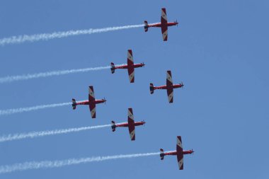 Melbourne, Avustralya - 26 Ocak 2019: Avustralya Kraliyet Hava Kuvvetleri'nın Roulette akrobasi ekran 2019 Avustralya günü Melbourne, Victoria için