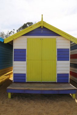 Brighton plajında renkli banyo kutuları, Melbourne, Avustralya