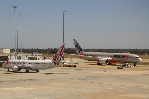 Melbourne Australië Januari 2019 Jetstar Vliegtuig Asfalt Melbourne International Airport — Stockfoto