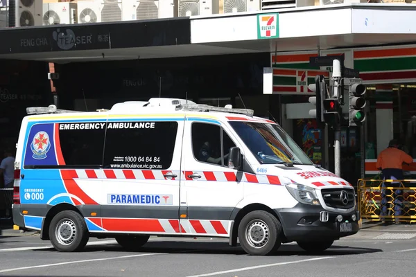 Melbourne Austrália Janeiro 2019 Ambulância Emergência Melbourne Austrália — Fotografia de Stock