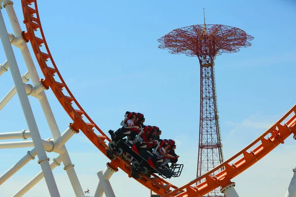 Brooklyn Nova Iorque Abril 2019 Thunderbolt Roller Coaster Coney Island — Fotografia de Stock