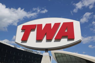 New York- 16 Mayıs 2019: Twa Hotel, New York'taki John F. Kennedy Uluslararası Havaalanı'nda (Jfk) Eero Saarinen tarafından tasarlanan tarihi Twa Uçuş Merkezi binasında açıldı.