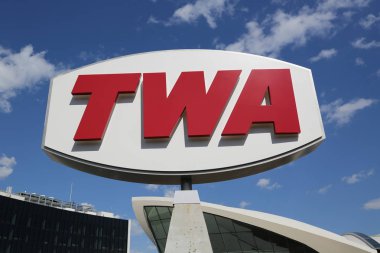 New York- 16 Mayıs 2019: Twa Hotel, New York'taki John F. Kennedy Uluslararası Havaalanı'nda (Jfk) Eero Saarinen tarafından tasarlanan tarihi Twa Uçuş Merkezi binasında açıldı.