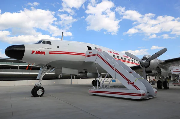 New York Květen 2019 Twa Hotel 1958 Letadlo Před Orientačním — Stock fotografie