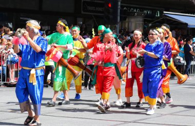 Melbourne, Avustralya - 26 Ocak 2019: Victoria üyelerinin Tayland topluluğu Melbourne'deki 2019 Avustralya Günü Geçit Töreni'ne katılıyor