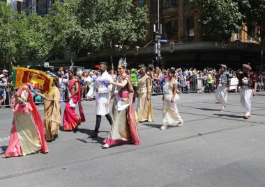Melbourne, Avustralya - 26 Ocak 2019: Sinhala Kültür Vakfı üyeleri Melbourne'deki 2019 Avustralya Günü Geçit Töreni'ne katılıyor