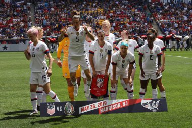 Harrison, Nj - 26 Mayıs 2019: ABD Kadın Milli Futbol Takımı, Harrison, Nj. Usa'da Red Bull Arena'da 2019 Kadınlar Dünya Kupası'na hazırlık olarak Meksika ile oynanan hazırlık maçı öncesi kadroda 3 - 0 kazandı