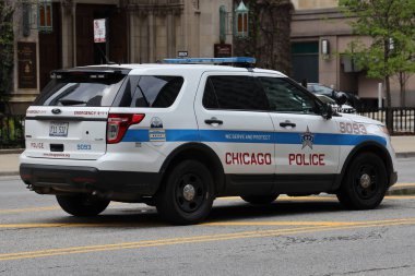 Chicago, Illinois - 24 Mayıs 2019: Chicago Şehir Merkezinde Chicago Polis Departmanı araba