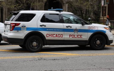 Chicago, Illinois - 24 Mayıs 2019: Chicago Şehir Merkezinde Chicago Polis Departmanı araba