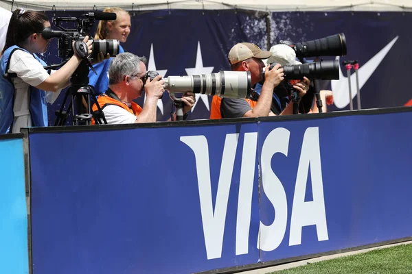 ハリソン 2019年5月26日 親善試合中にレッドブルスタジアムでスポーツカメラマンが 2019年女子ワールドカップの準備として 米国女子サッカーチームとメキシコのハリソンで行われる — ストック写真