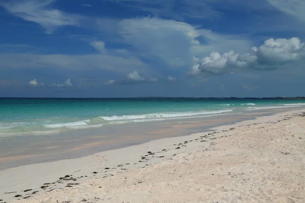 Ein Schöner Karibischer Strand Auf Der Hafeninsel Bahamas — Stockfoto