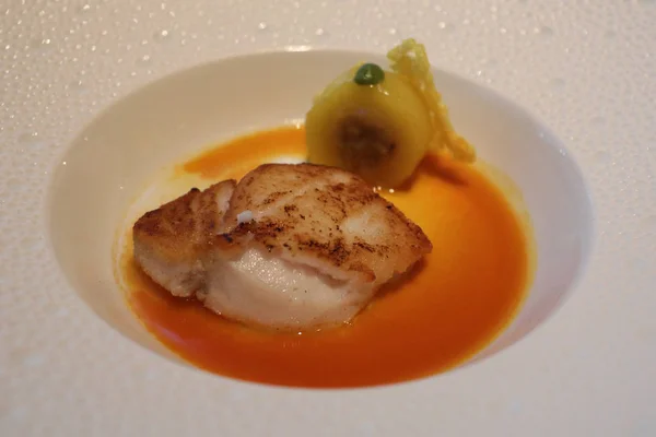 Pan Tostado Merluza Plato Gourmet Restaurante Francés — Foto de Stock