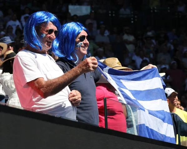 Melbourne Australië Januari 2019 Griekse Tennisfans Ondersteunen Tennisspeler Stefanos Tsitsipas — Stockfoto