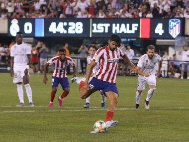 East Rutherford, Nj - 26 Temmuz 2019: #19 Atletico de Madrid'den Diego Costa, Metlife stadyumunda düzenlenen 2019 Uluslararası Şampiyonlar Kupası'nda Real Madrid'e karşı penaltı atışları yaptı.