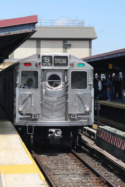 Brooklyn Nueva York Junio 2015 Coche Metro Vintage Estación Brighton — Foto de Stock