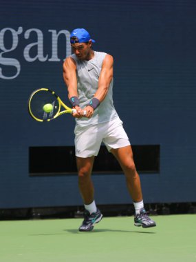 New York - 20 Ağustos 2019: Billie Jean King Ulusal Tenis Merkezi'nde düzenlenen 2019 Abd Açık'ta İspanya'nın 18 grand slam şampiyonu Rafael Nadal