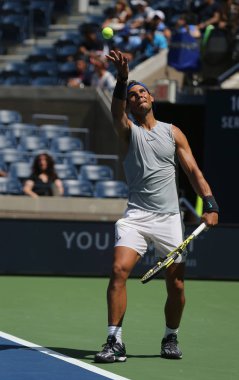 New York - 20 Ağustos 2019: Billie Jean King Ulusal Tenis Merkezi'nde düzenlenen 2019 Abd Açık'ta İspanya'nın 18 grand slam şampiyonu Rafael Nadal