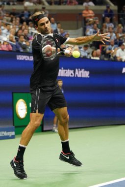 New York - 3 Eylül 2019: 20 kez Grand Slam şampiyonu İsviçreli Roger Federer, 2019 ABD Açık çeyrek final maçında Grigor Dimitrov ile New York'ta karşılaşacak