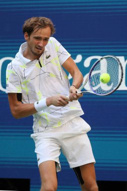 New York - 3 Eylül 2019: Profesyonel tenisçi Daniil Medvedev, New York'taki Billie Jean King Ulusal Tenis Merkezi'nde oynanan 2019 ABD Açık çeyrek final maçında Rusya'dan