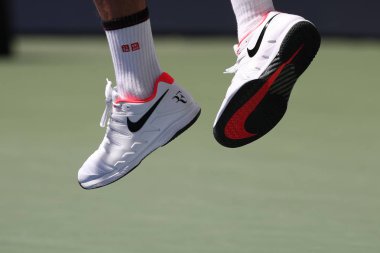 NEW YORK - Eylül 1, 2019 ABD Açık turu New York 'taki Ulusal Tenis Merkezi' nde oynanan 2019 ABD Açık turu boyunca İsviçre 'li Roger Federer özel Nike tenis ayakkabıları giyer.