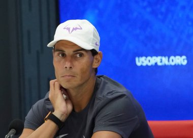 New York - 3 Eylül 2019: Grand Slam Şampiyonu İspanya'dan Rafael Nadal, Billie Jean King Ulusal Tenis Merkezi'nde oynanan 2019 Abd Açık 16.