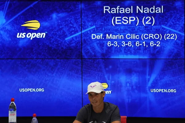 2019年9月3日 大满贯冠军西班牙的拉斐尔 纳达尔在比利 金国家网球中心举行的2019年美国网球公开赛16轮比赛后的新闻发布会上 — 图库照片