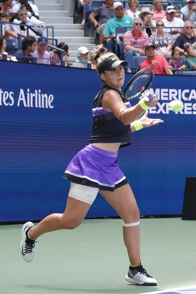 Nueva York Agosto 2019 Tenista Profesional Bianca Andreescu Canadá Acción —  Fotos de Stock
