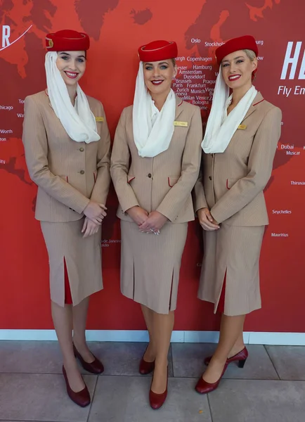 New York August 2019 Flugbegleiter Der Emirates Airlines Stand Der — Stockfoto